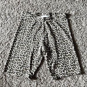 Leopard Print biker shorts H&M size small